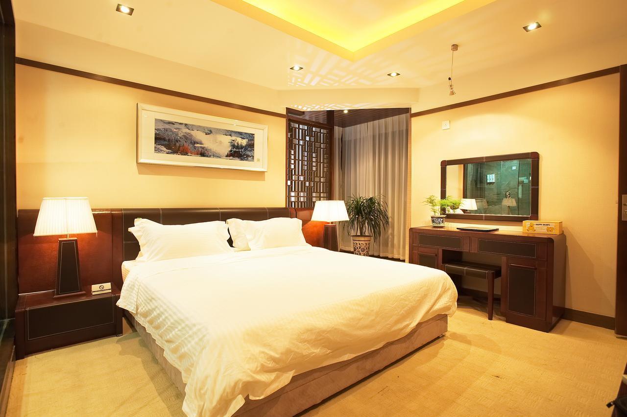 Xinjiang Yema International Clubhouse Hotel Urumqi Exterior photo