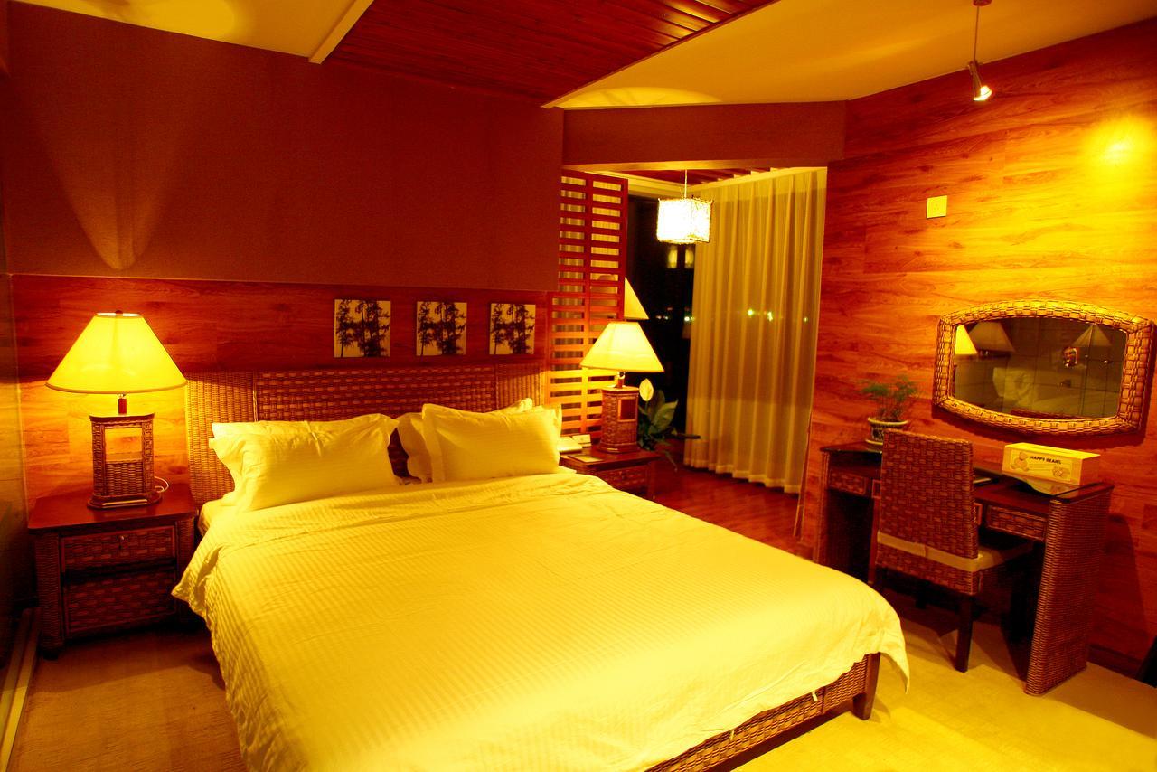 Xinjiang Yema International Clubhouse Hotel Urumqi Exterior photo